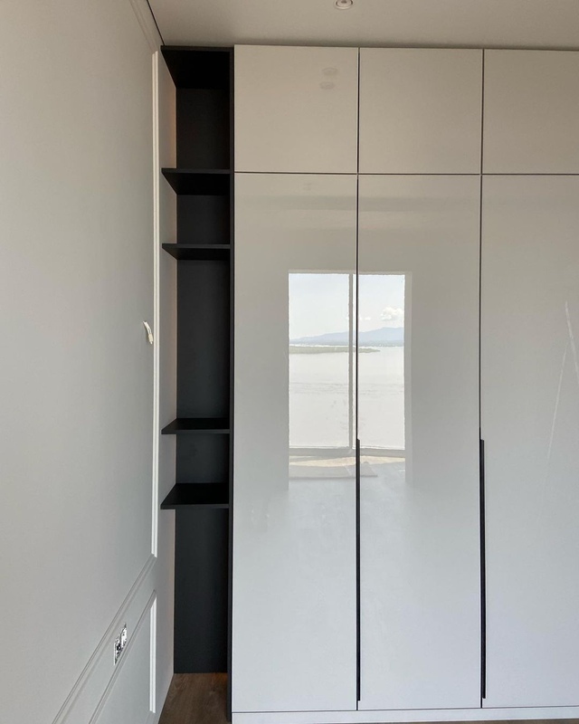 Распашные шкафы-Шкаф с распашными дверями от производителя «Модель 23»-фото2